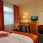 Hotel Partner Hollaender Hof 3*