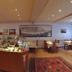 Partner Hollaender Hof Hotel 3*