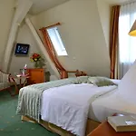 Hotel Partner Hollaender Hof 3*