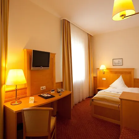 Partner Hollaender Hof Hotel 3*