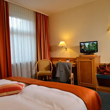 Hotel Partner Hollaender Hof 3*