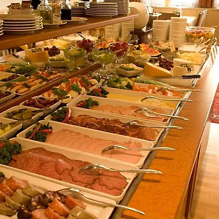 Partner Hollaender Hof Hotel 3*